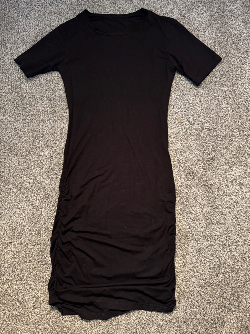 Women's Black Short-Sleeve Ruched Midi Dress